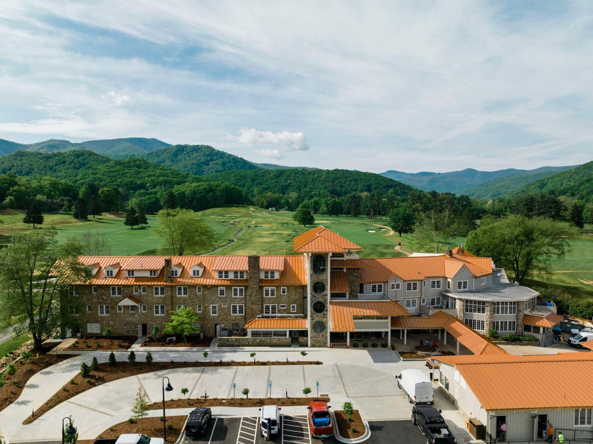 Waynesville Inn And Golf Club, Tapestry Collection By Hilton Extérieur photo