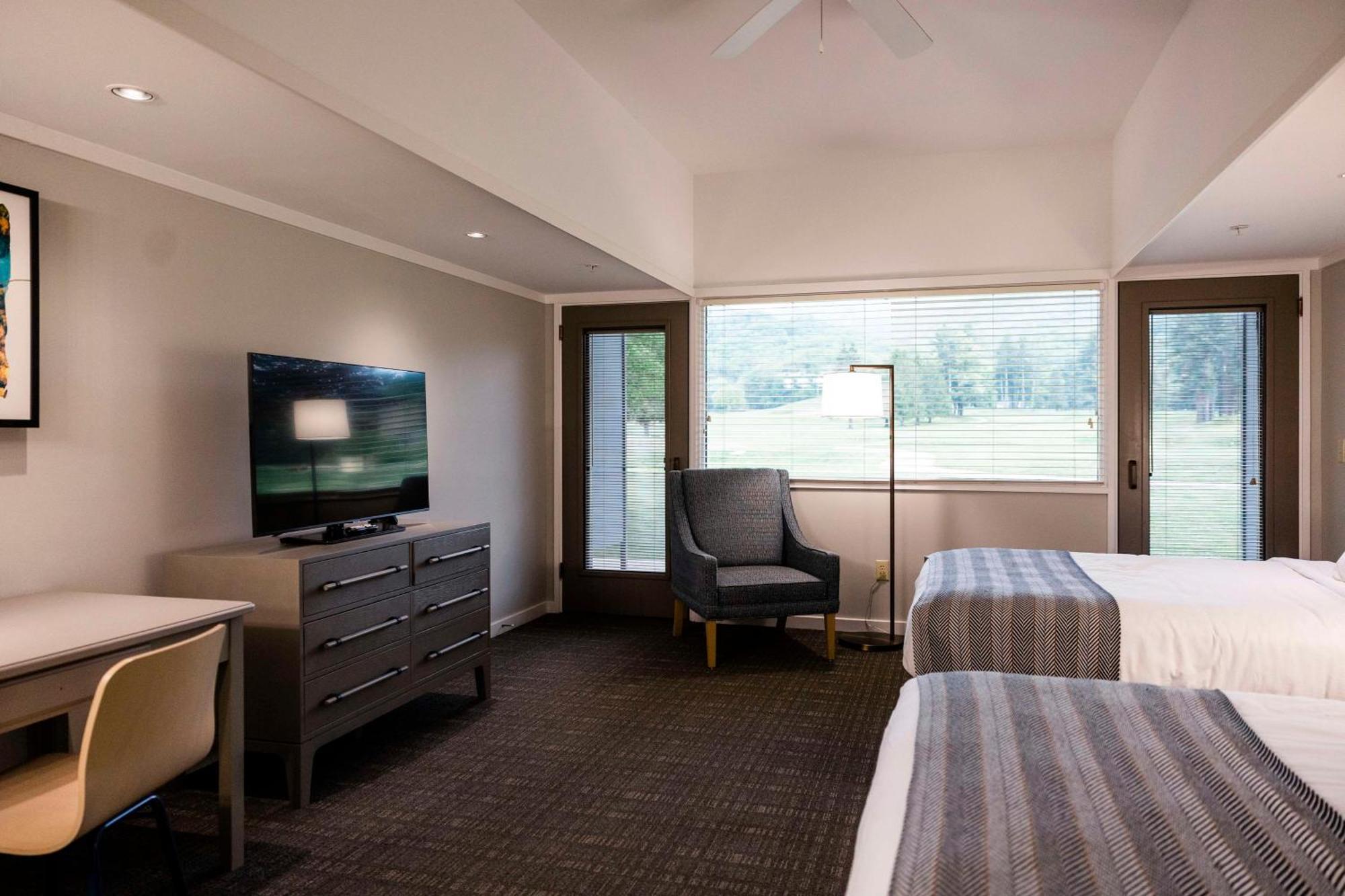 Waynesville Inn And Golf Club, Tapestry Collection By Hilton Extérieur photo