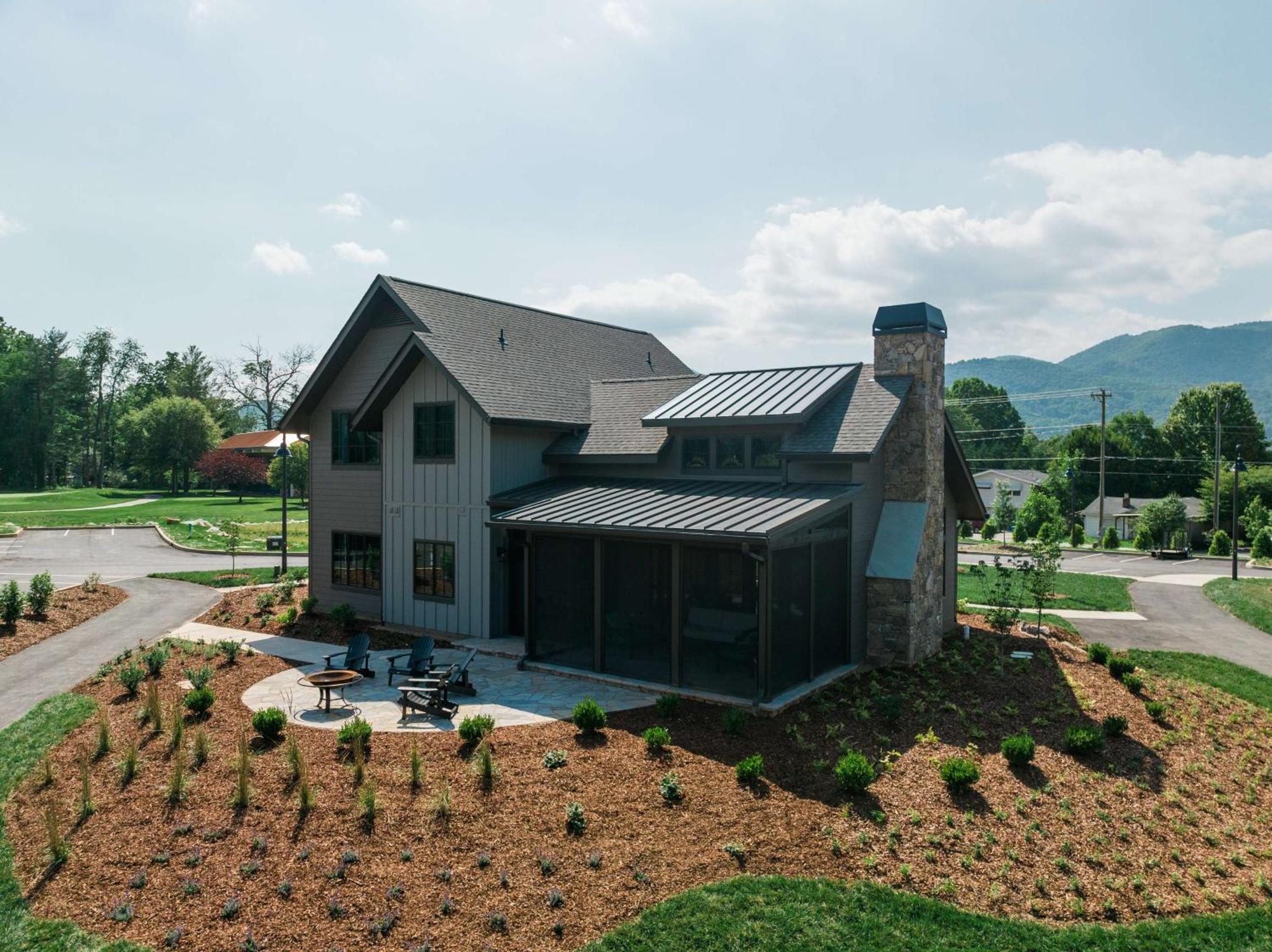 Waynesville Inn And Golf Club, Tapestry Collection By Hilton Extérieur photo