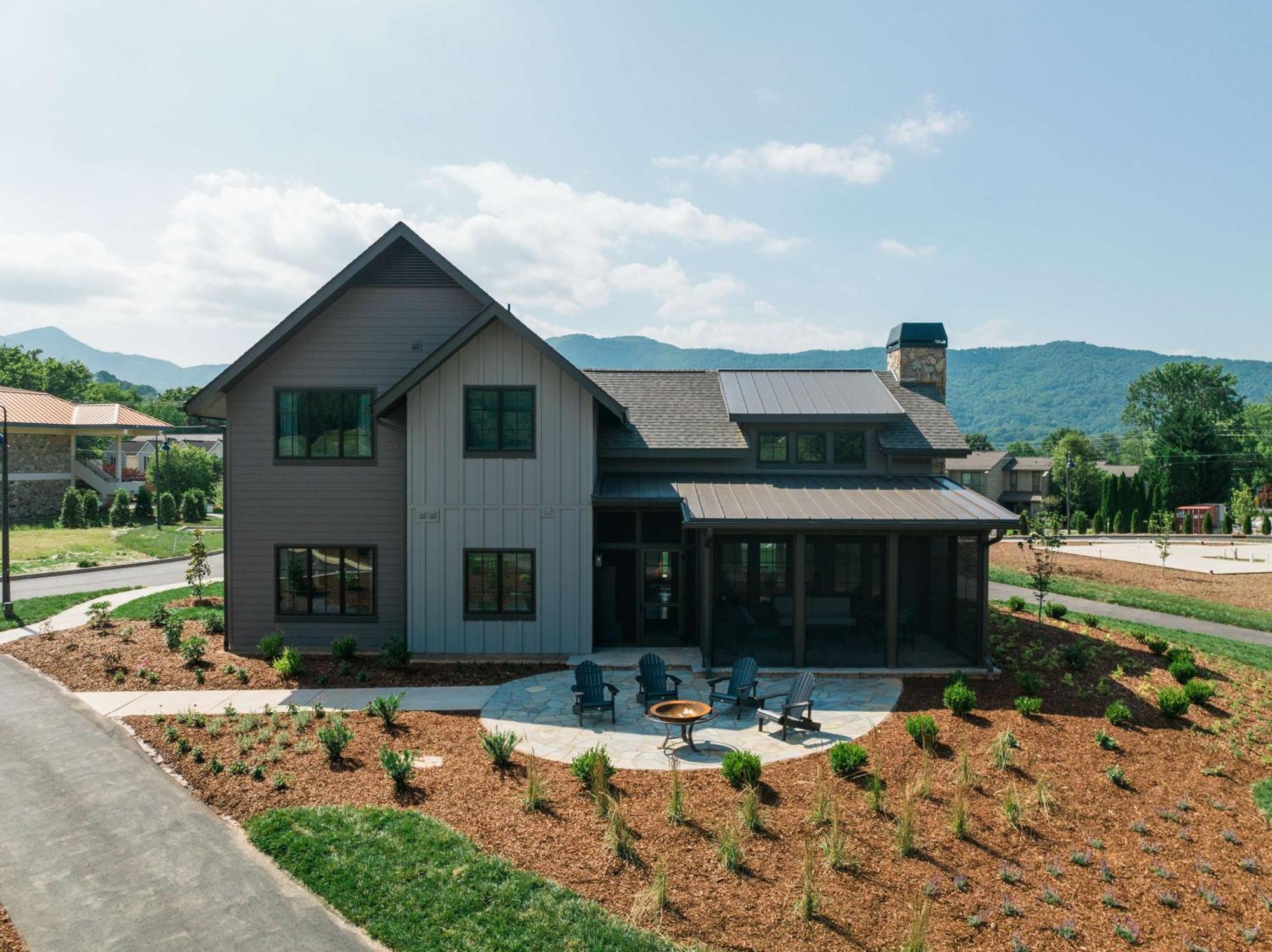 Waynesville Inn And Golf Club, Tapestry Collection By Hilton Extérieur photo